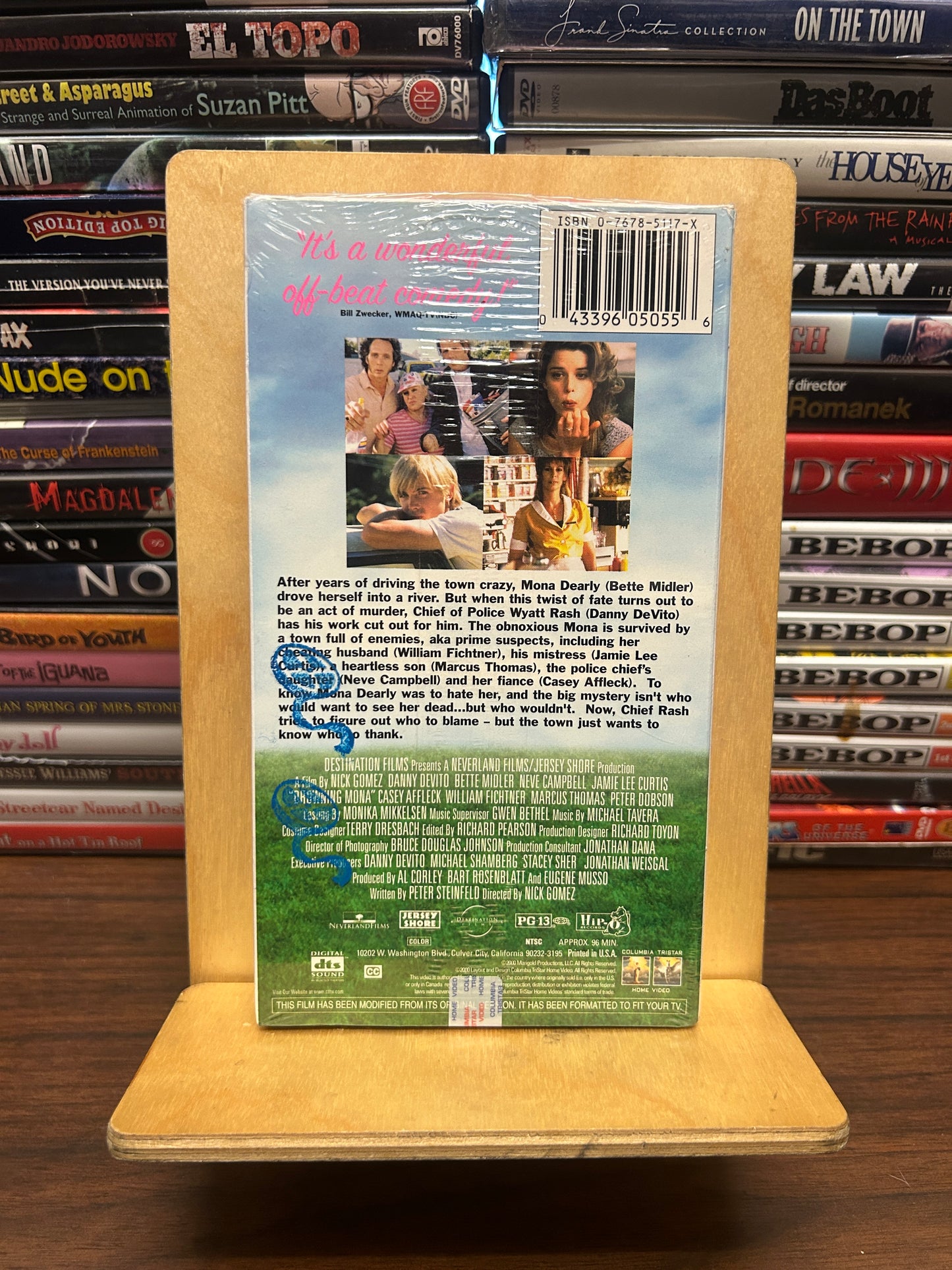 Drowning Mona VHS