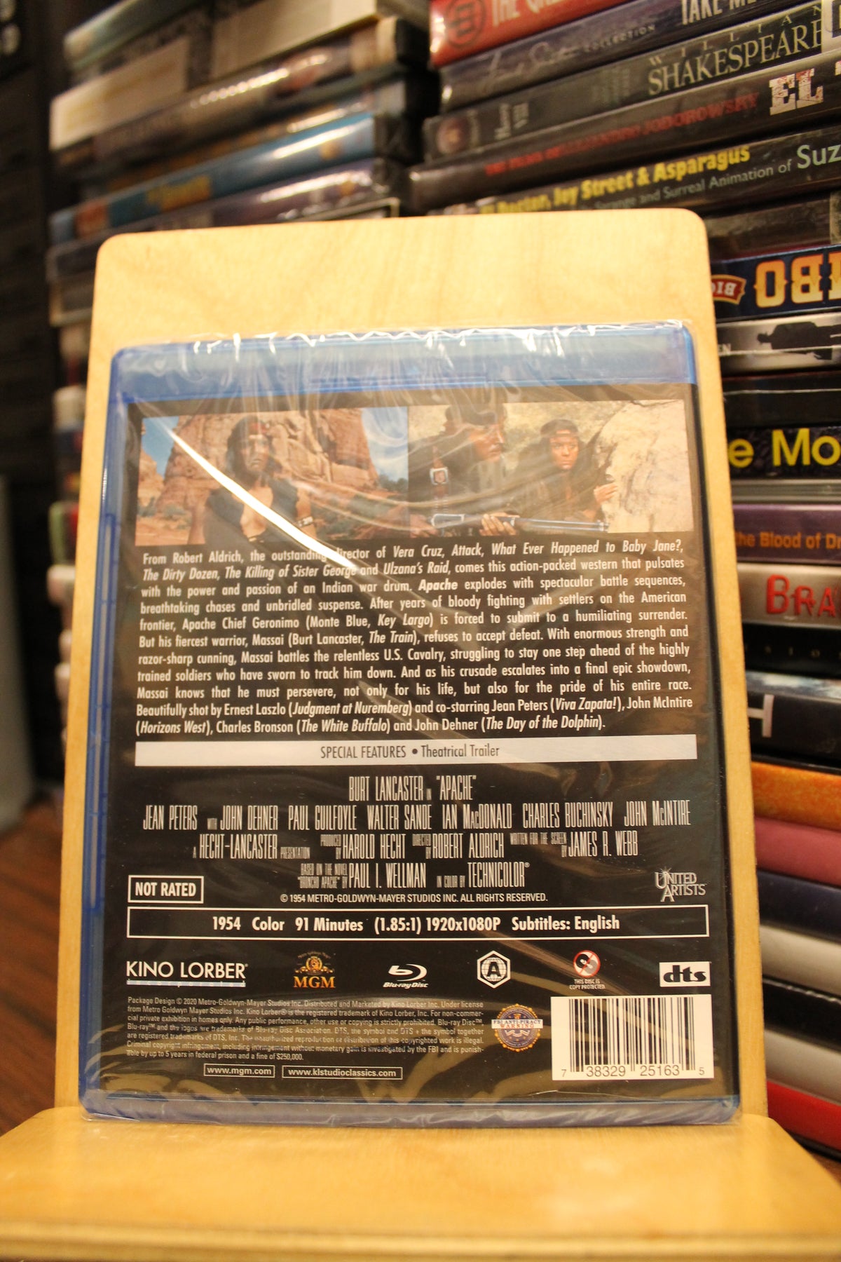 Apache Blu-ray