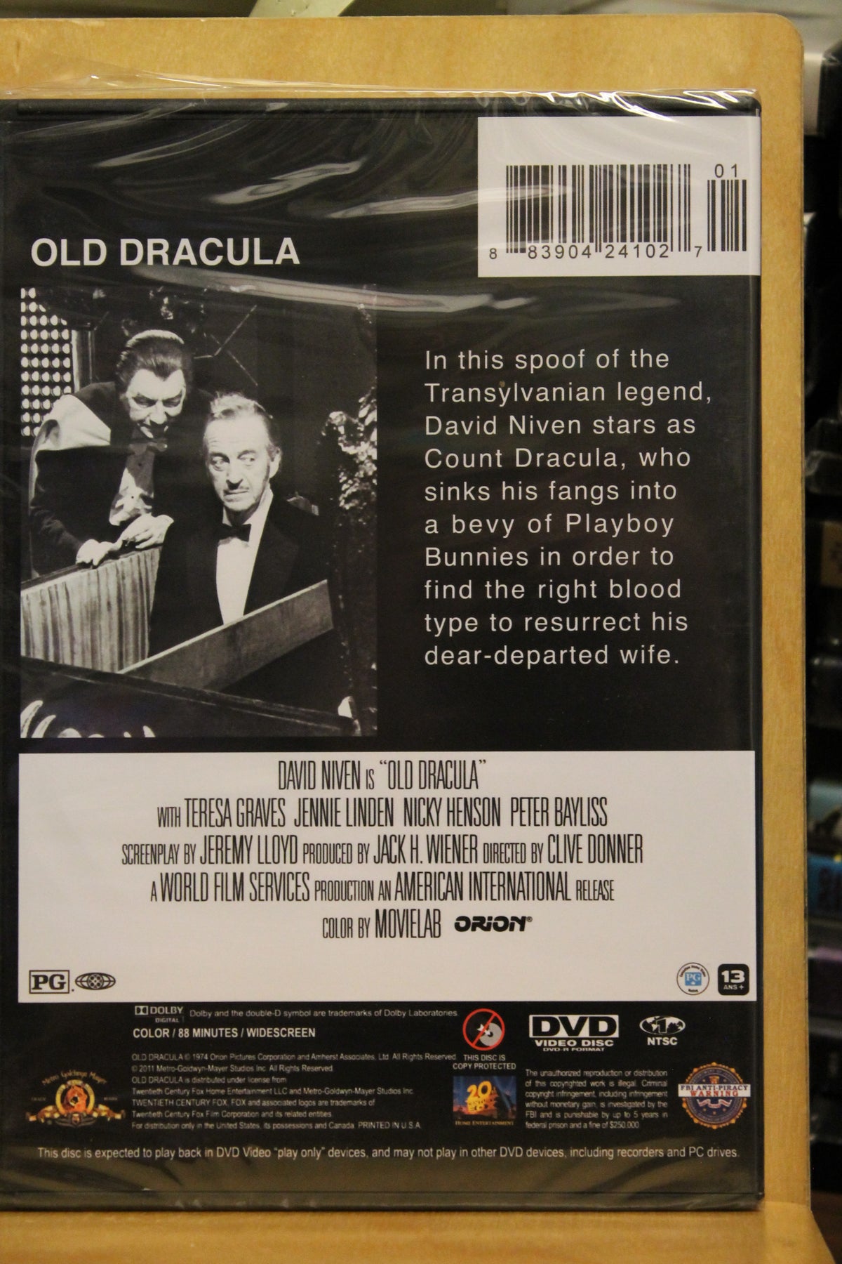 Vampira DVD
