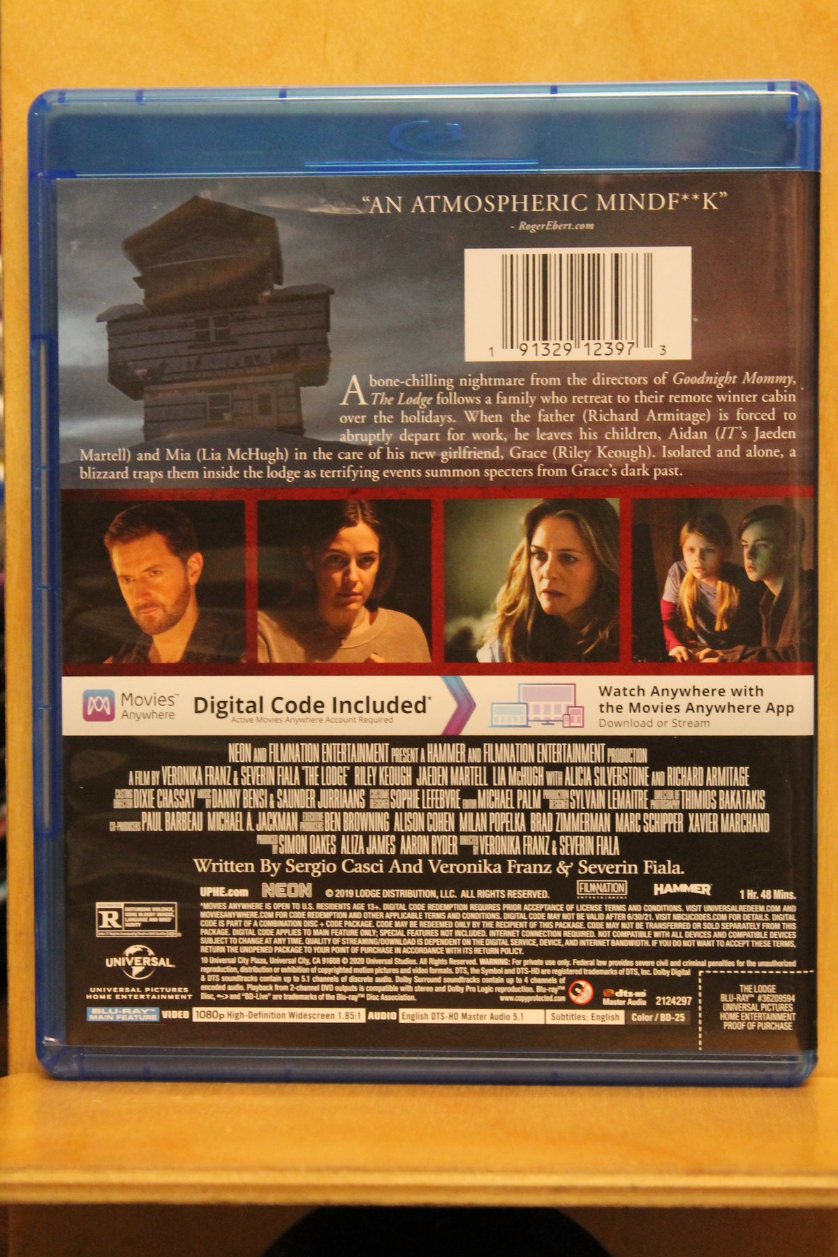 The Lodge Blu-ray