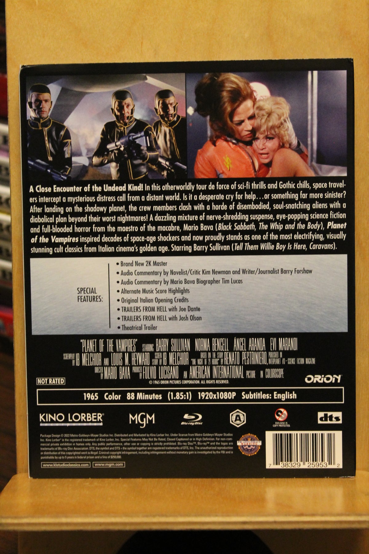 Planet of the Vampires Blu-ray